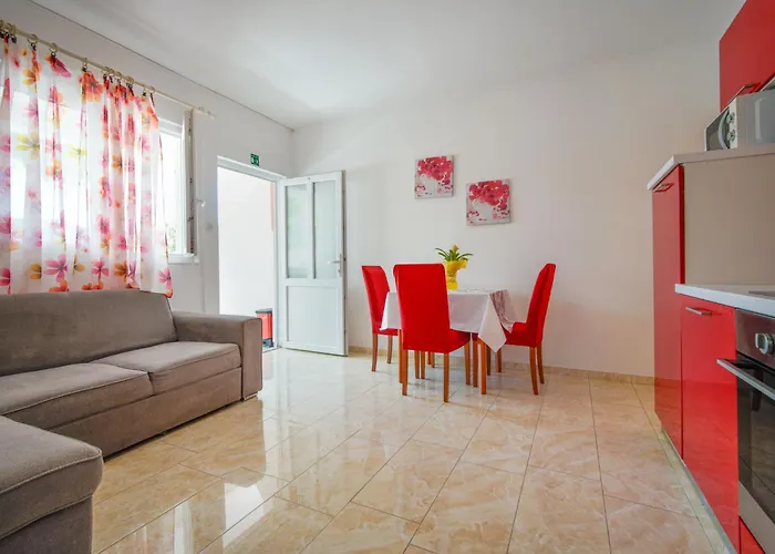 Appartamento Zora-1 By Interhome *